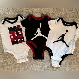 AIR JORDAN Onesies size Newborn -3months.